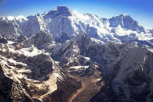 Cho Oyu, Nepal