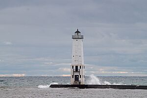Frankfort Lighthouse IMG 2776 (4674091249)