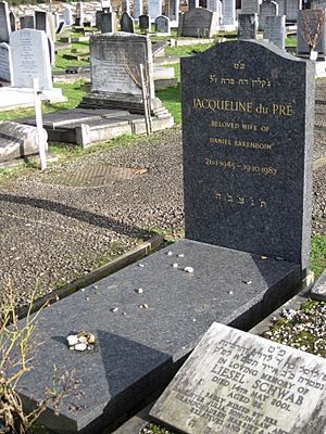 Grave of Jacqueline du Pré