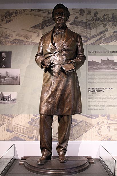 Jefferson Davis Statue by Pompeo Coppini.jpg