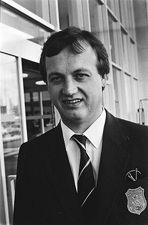 John Pierik, Bestanddeelnr 930-9183