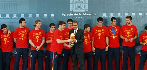 President Zapatero with FIFA world cup (cropped)