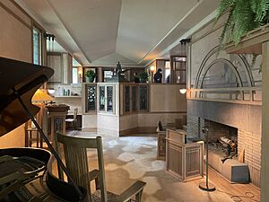 Purcell–Cutts House living room