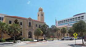 Sarasota FL County crths pano01.jpg