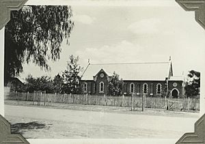 StateLibQld 1 259036 Church of England, Dalby, ca. 1935