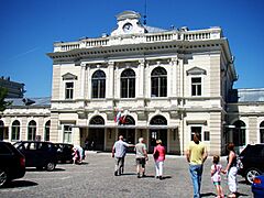 00499 Der neugestaltete Legionów Platz und Hauptbahnhof in Przemyśl (2012)