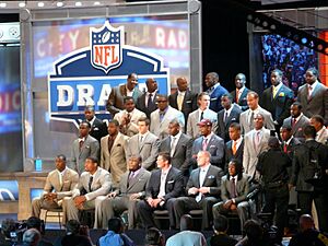 2011 NFL Draft Class invitees and 2011 NFL Hall of Famers (5668479930)