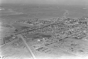AN AERIAL VIEW OF BE'ER SHEVA. צילום אויר של באר שבע.