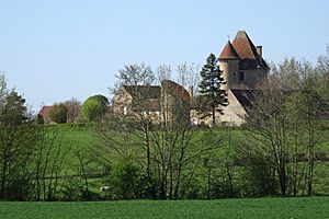 Angely, tour de Pancy (Yonne)