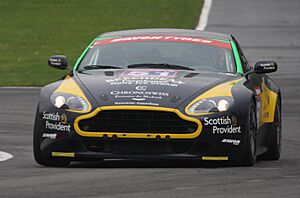 Barwell-BeechdeanAstonMartinVantageGT4.jpg