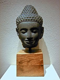 Cambodia-buddha-11thcentury-fix2