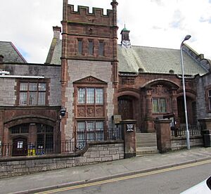 Colwyn Bay Town Hall - geograph.org.uk - 4860049