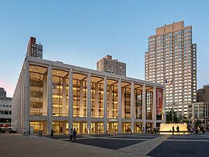 David Geffen Hall (48047408511)