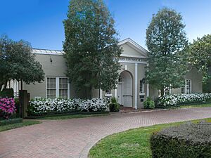 Forum of Civics of River Oaks Garden Club -- Houston