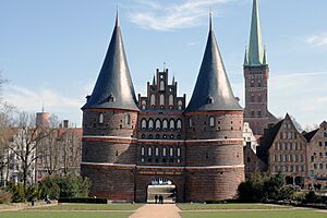 Lübeck Holstentor 070311