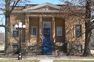 Pawnee City library from W 1