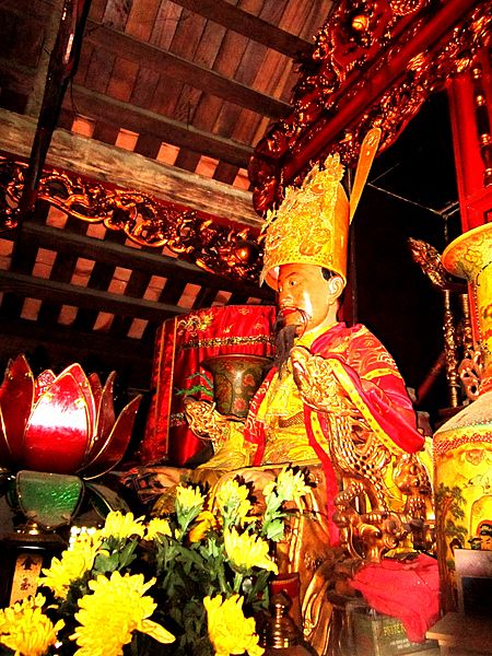 Tượng Ngô Quyền