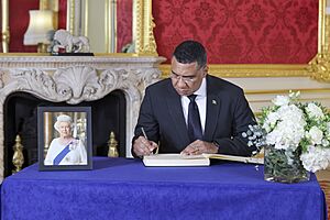 World Leaders - Book of Condolence for HM The Queen (52363623936)