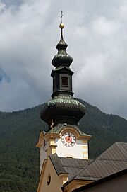 Zirl, toren van de Pfarrkirche Dm65050 IMG 0707 2019-07-30 12.28