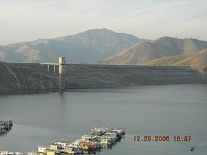 2006 12 29 - Terminus Dam.JPG
