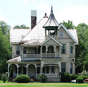 Buchanan-house-lebanon-tn1