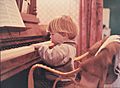 Child playing piano - 1984-11-01