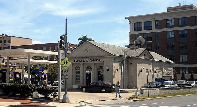 Embassy Gulf Service Station, DC