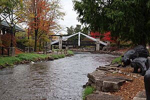 Fox River Trail, Waukesha (October 2023) 04