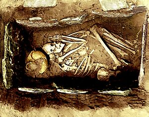 Mississippian culture stone box burial flexed HRoe 2011
