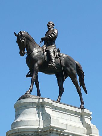 Monument Ave Robert E. Lee.jpg