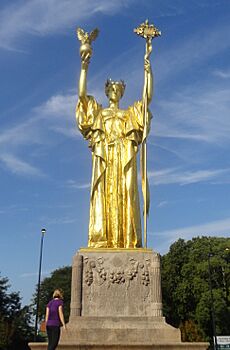 Replica of the Statue of the Republic (cropped)