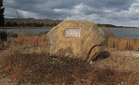 Rock indicating first settlers (11672538396).jpg