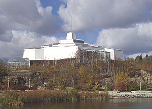 Science north building in 2007