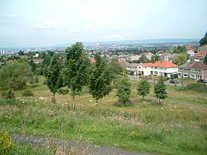 To Burnside from Fernhill Park (geograph 5093461)