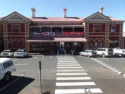 Toowoomba Railway Station, Queensland, July 2013.JPG