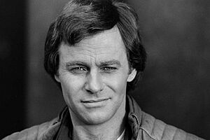 Tristan Rogers (1982 ABC publicity photo).jpg