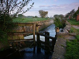 Wansford Lock Bottom Gates
