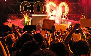 076 Coco street concert mod