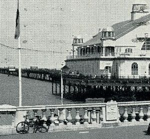 3rd Herne Bay Pier 1932-1939 002a