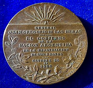 Argentine Art Nouveau Medal 1906 by Victor de Pol, Repatriation of the National Hero Las Heras, reverse