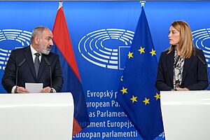 Armenian Prime Minister- “We must move steadily towards peace with Azerbaijan” - 53271694459