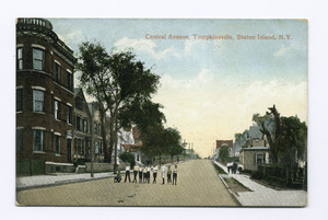 Central Avenue, Tompkinsville, Staten Island, N.Y. (residential street with row homes and interesting 3-story brick apt.- building; people walking on street and ten children posed in a line in street) (NYPL b15279351-105105)f