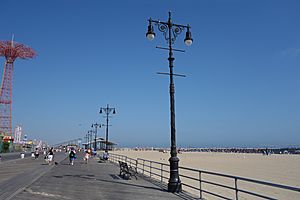 Coney Is Beach td (2018-09-03) 76 - Riegelmann Boardwalk