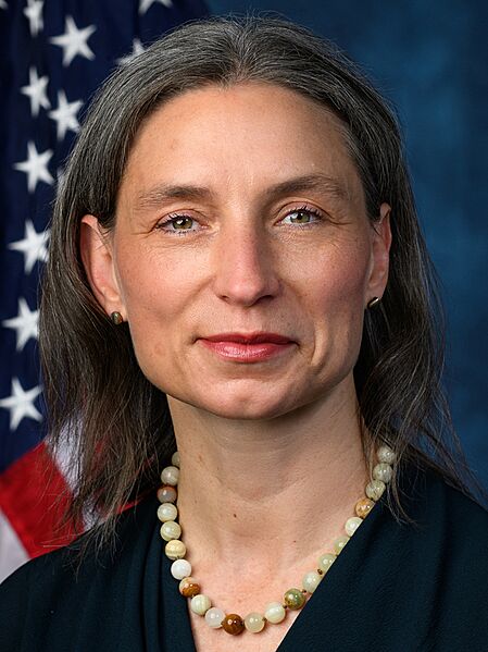 Dexter Maxine 119th Congress (cropped)