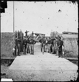 District of Columbia. Soldiers at gate of Fort Slemmer LOC cwpb.01508