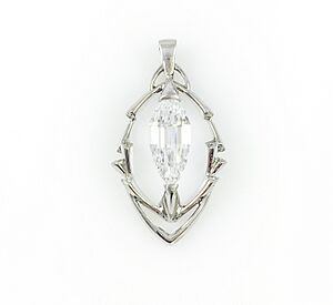 Esperanza Triolette Pendant