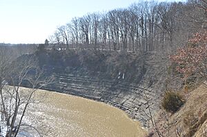 Fort Hill cliff with Rocky River