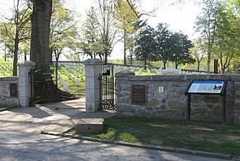 Lee Street entrance to Danville National Cemetery.jpg