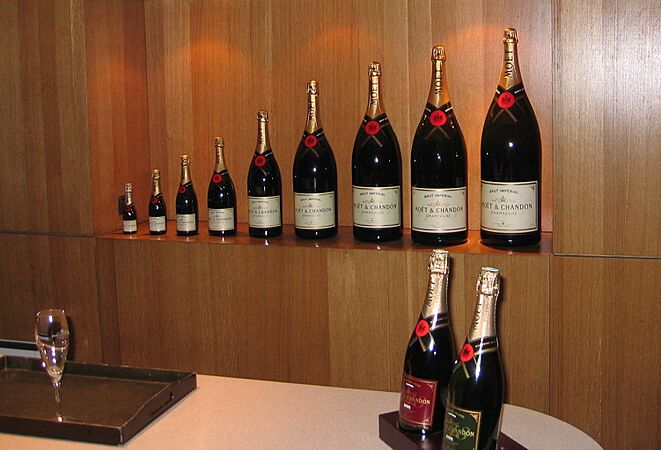 Moët & Chandon in different sizes