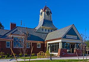 Moffat Library after reopening in 2017, Washingtonville, NY.jpg